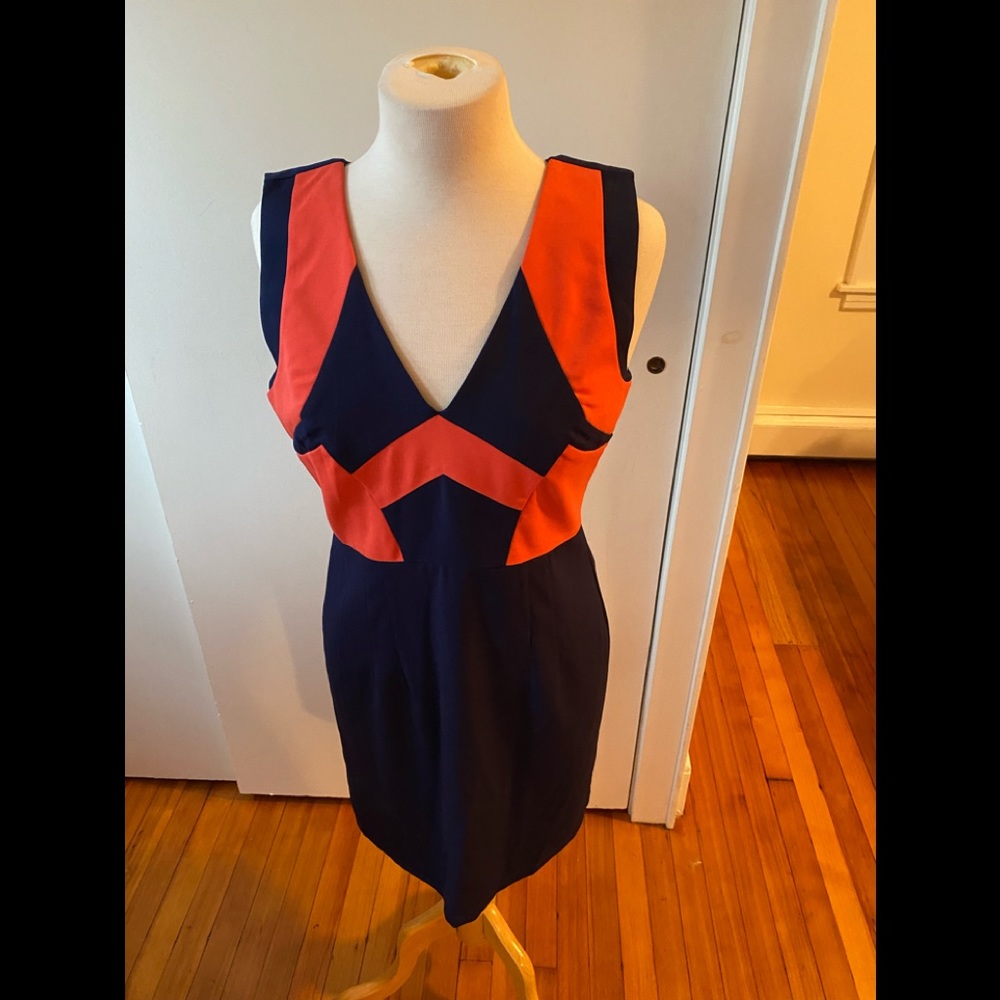 5/48 Saks off fifth navy orange dress L